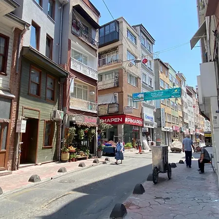 Διαμέρισμα Beyoglu 1 *
